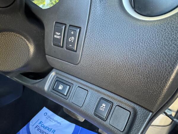 Nissan Navara 2.3 dCi Tekna Auto 4WD Euro 6 4dr at 25th