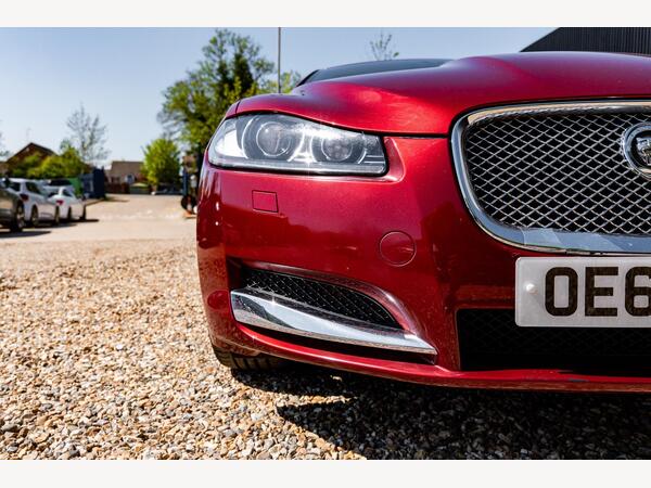 JAGUAR XF PREMIUM LUXURY D AUTO - Image 17