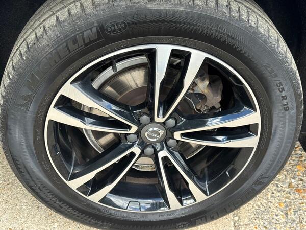 Volvo XC60 2.0 T4 Edition Auto Euro 6 (s/s) 5dr at 34th
