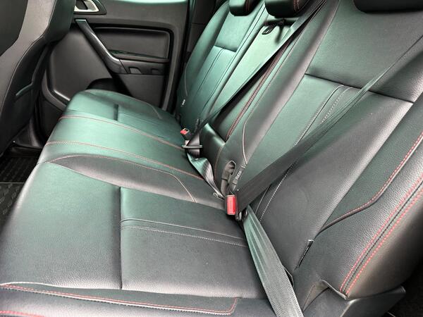 Ford Ranger 2.0 EcoBlue Thunder Pickup Double Cab 4dr Diesel Auto 4WD Euro 6 (s/s) (213 ps) at 35th