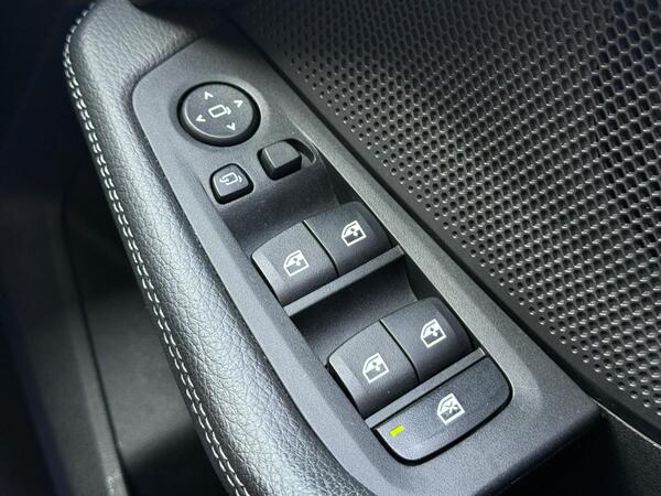 BMW 1 Series 1.5 118i M Sport (LCP) DCT Euro 6 (s/s) 5dr