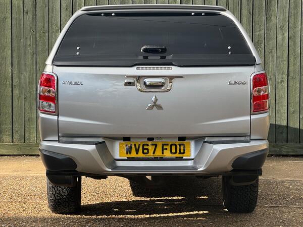 Mitsubishi L200 2.4 DI-D DC Barbarian 4WD Euro 6 4dr at 13th