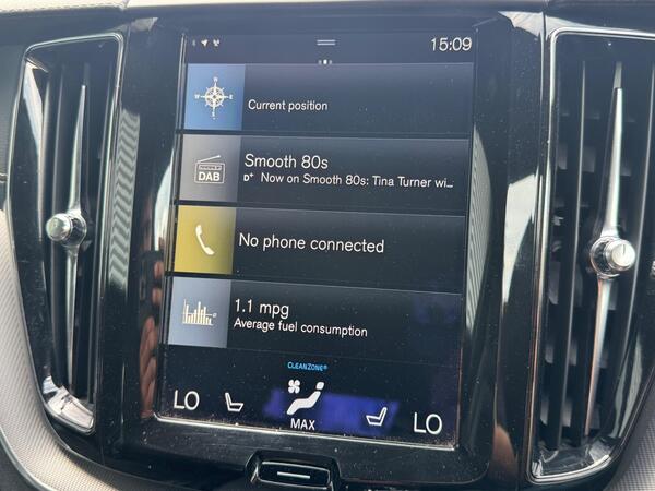 Volvo XC60 2.0 D5 PowerPulse R-Design Pro Auto AWD Euro 6 (s/s) 5dr