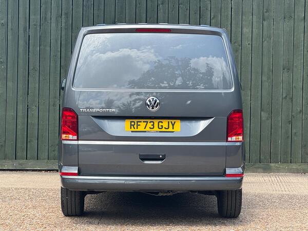 Volkswagen Transporter 2.0 TDI T30 Highline FWD SWB Euro 6 (s/s) 5dr at 10th