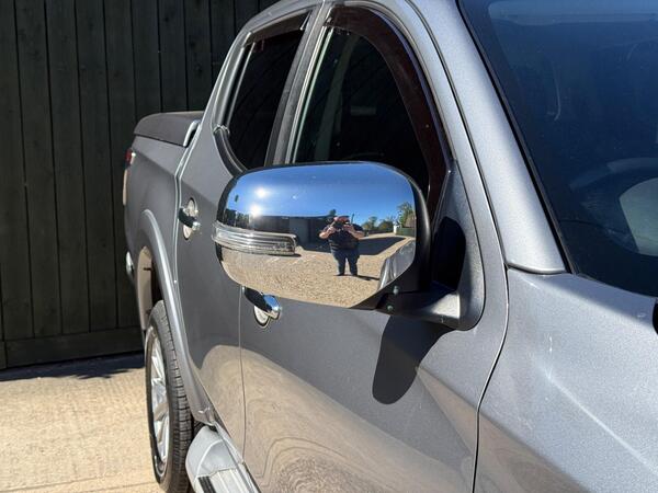 Mitsubishi L200 2.4 DI-D DC Barbarian Auto 4WD Euro 6 4dr