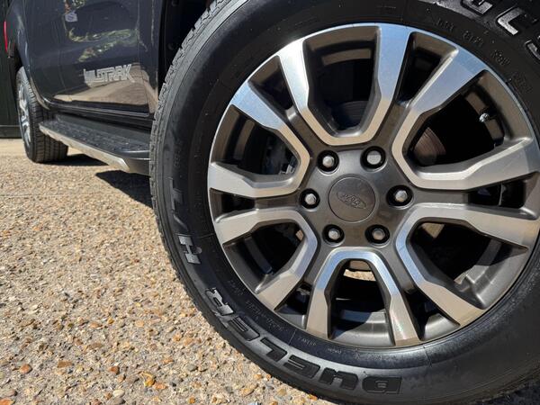 Ford Ranger 3.2 TDCi Wildtrak Auto 4WD Euro 5 4dr at 42th