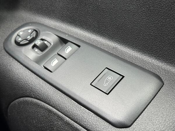 Peugeot Partner 1.5 BlueHDi 1000 Professional Premium Standard Panel Van SWB Euro 6 5dr