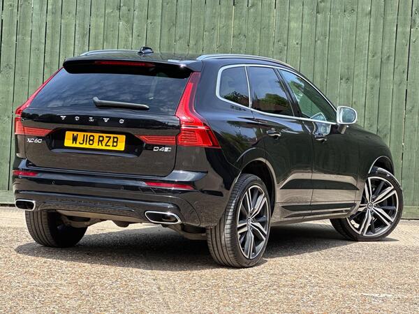 Volvo XC60 2.0 D4 R-Design Pro Auto AWD Euro 6 (s/s) 5dr at 3th