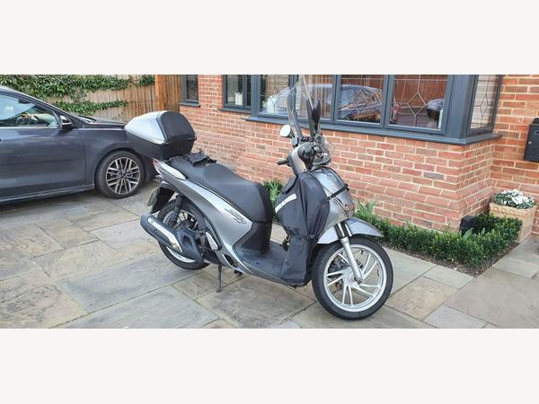 Scooter bikes for sale in London | AutoTrader Bikes