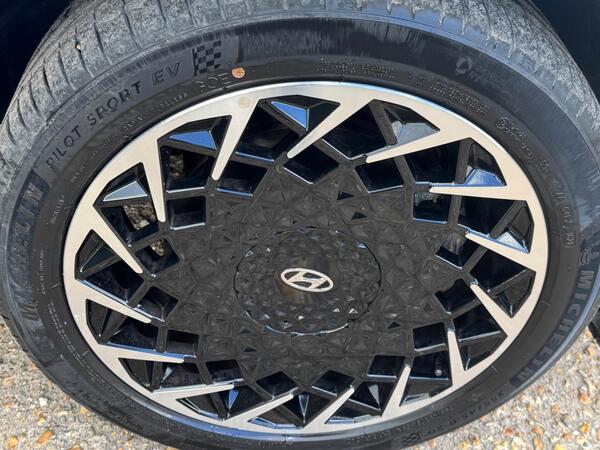 Hyundai IONIQ 5 73kWh Ultimate Auto AWD 5dr at 39th