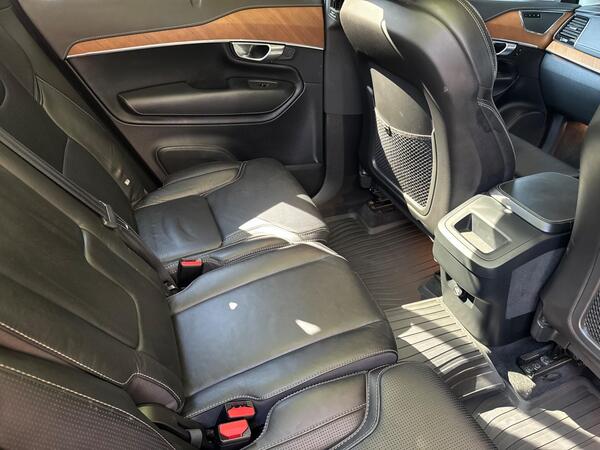 Volvo XC90 2.0 D5 PowerPulse Inscription Pro Auto 4WD Euro 6 (s/s) 5dr at 14th
