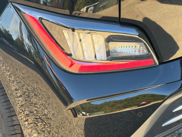 Hyundai KONA 64kWh Premium Auto 5dr (10.5kW Charger)