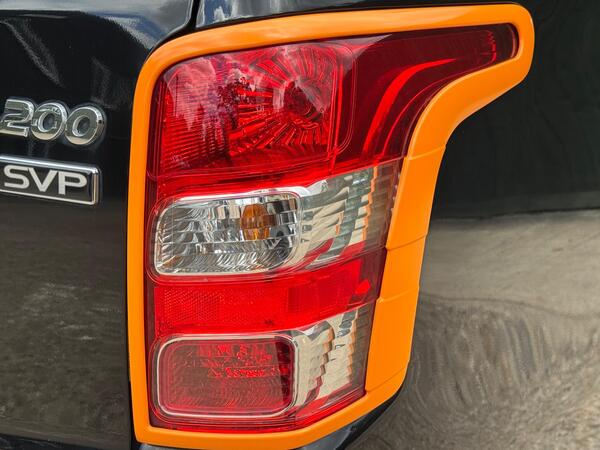 Mitsubishi L200 2.4 DI-D DC Barbarian SVP II Auto 4WD Euro 6 4dr at 51th