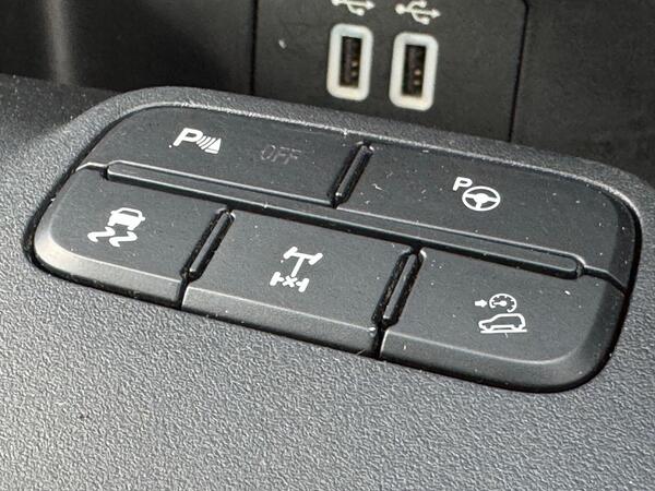 Ford Ranger 2.0 EcoBlue Wildtrak Pickup Double Cab 4dr Diesel Auto 4WD Euro 6 (s/s) (213 ps) at 25th