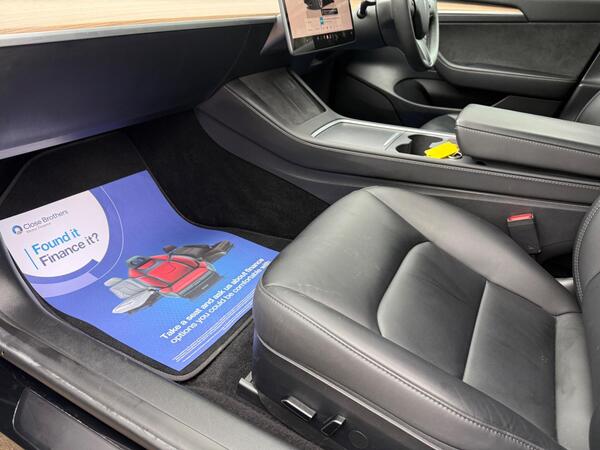 Tesla Model 3 (Dual Motor) Long Range Auto 4WDE 4dr at 28th