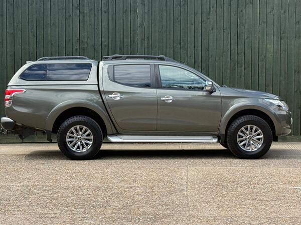 Mitsubishi L200 2.4 DI-D DC Barbarian Pickup Double Cab 4dr Diesel Auto 4WD Euro 6 (178 ps) at 19th