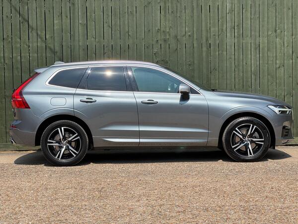 Volvo XC60 2.0 D4 R-Design Auto AWD Euro 6 (s/s) 5dr at 15th