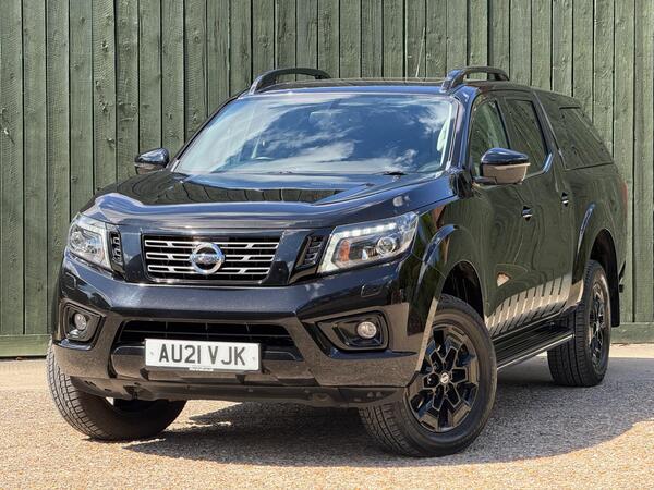 Nissan Navara 2.3 dCi N-Guard Auto 4WD Euro 6 4dr at 11th
