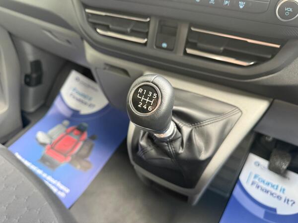 Ford Transit Custom 2.0 280 EcoBlue Limited L1 H1 Euro 6 (s/s) 5dr at 35th