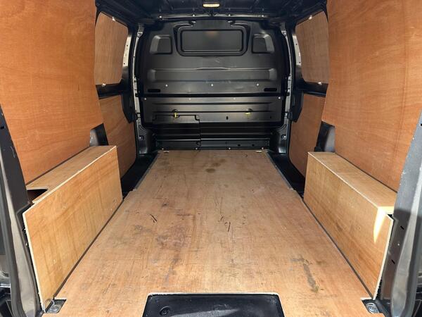 Citroen Dispatch 1.5 BlueHDi 1000 Enterprise Pro M FWD 2 Euro 6 (s/s) 6dr at 27th