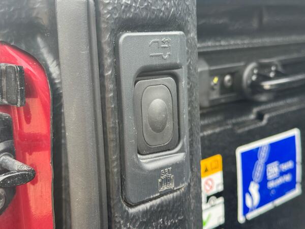 Ford Ranger 2.0 EcoBlue Stormtrak Pickup Double Cab 4dr Diesel Auto 4WD Euro 6 (s/s) (213 ps) at 23th