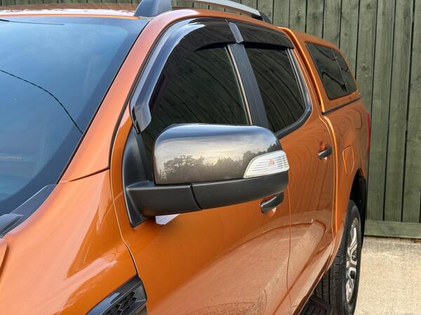 Ford Ranger 3.2 TDCi Wildtrak Auto 4WD Euro 5 4dr at 35th