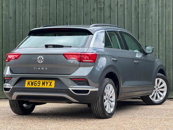 Volkswagen T-Roc 1.5 TSI EVO SE DSG Euro 6 (s/s) 5dr at 17th