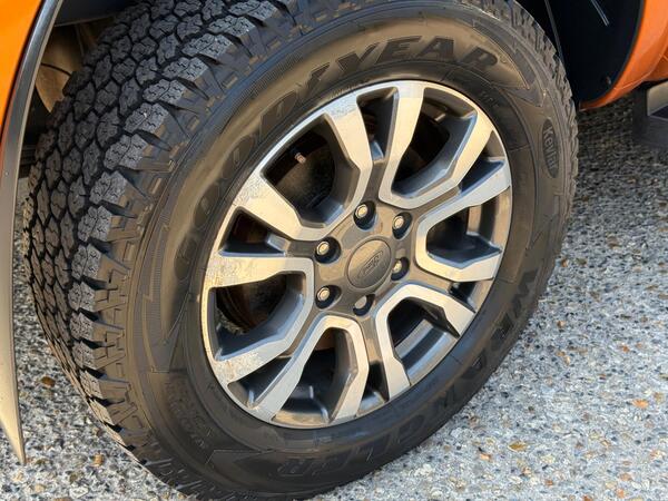 Ford Ranger 3.2 TDCi Wildtrak Auto 4WD Euro 5 4dr at 41th