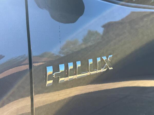 Toyota Hilux 2.8 D-4D Invincible X Auto 4WD Euro 6 (s/s) 4dr at 55th