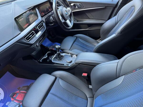 BMW 1 Series 1.5 118i M Sport (LCP) Euro 6 (s/s) 5dr at 20th