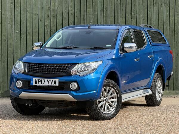 Mitsubishi L200 2.4 DI-D DC Warrior Pickup Double Cab 4dr Diesel Manual 4WD Euro 6 (178 ps)