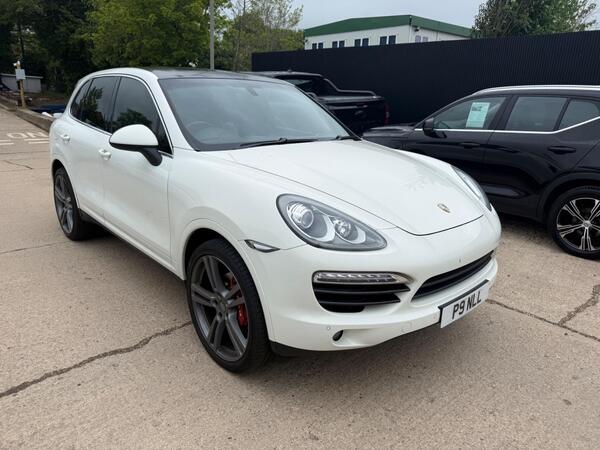 PORSCHE CAYENNE V6 D TIPTRONIC - Image 1