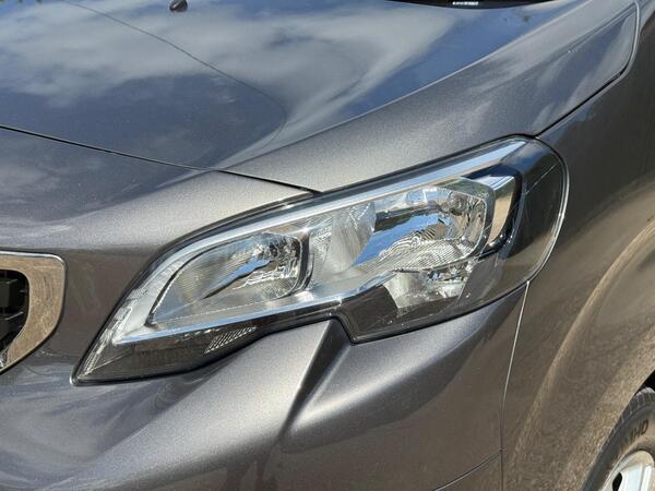 Peugeot Expert 2.0 BlueHDi 1400 Asphalt Premium + Standard Panel Van MWB Euro 6 (s/s) 6dr at 28th
