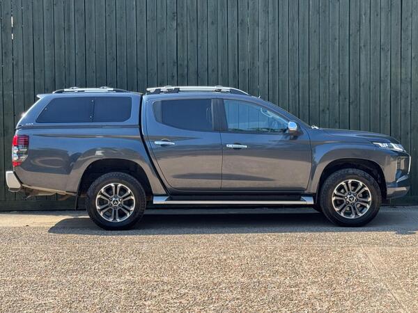 Mitsubishi L200 2.2 DI-D DC Warrior 4WD Euro 6 (s/s) 4dr