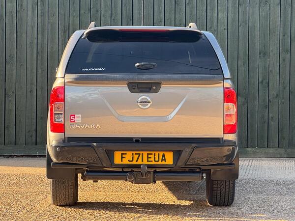 Nissan Navara 2.3 dCi N-Guard 4WD Euro 6 (s/s) 4dr at 10th