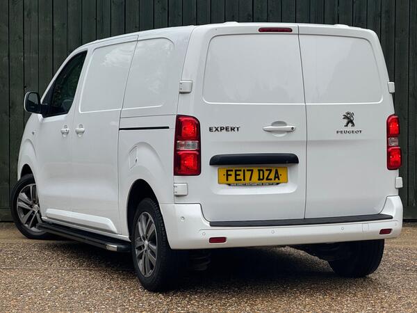 Peugeot Expert 2.0 BlueHDi 1400 Professional Plus Standard Panel Van MWB Euro 6 (s/s) 6dr at 13th