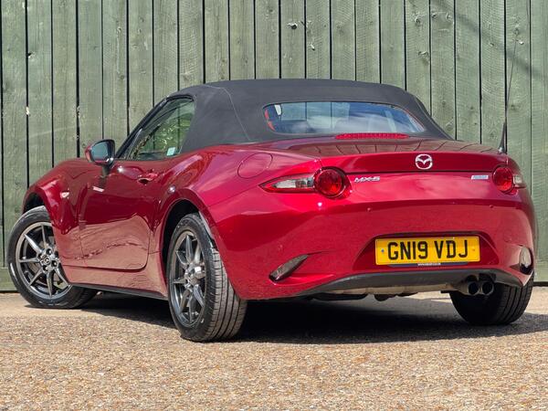 Mazda MX-5 1.5 SKYACTIV-G Sport Nav+ Euro 6 2dr at 9th