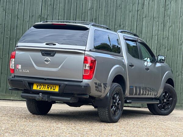 Nissan Navara 2.3 dCi N-Guard Auto 4WD Euro 6 4dr at 7th