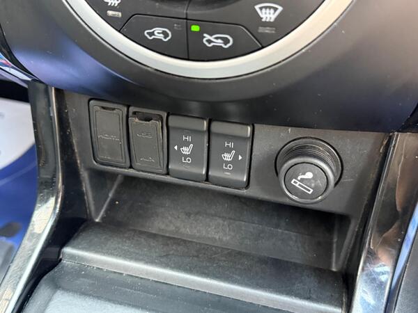 Isuzu D-Max 1.9 TD Blade Auto 4WD Euro 6 4dr at 20th