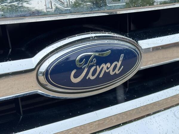 Ford Ranger 2.2 TDCi Limited 1 Auto 4WD Euro 5 4dr
