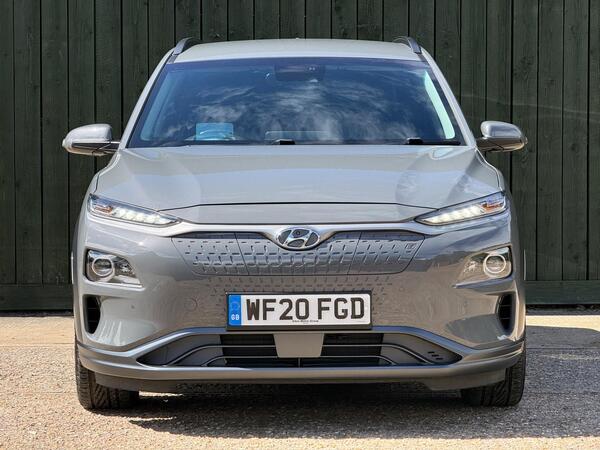 Hyundai KONA 64kWh Premium SE Auto 5dr (7kW Charger)