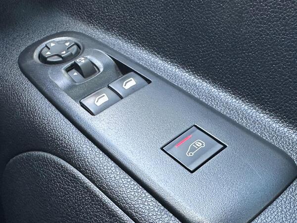 Peugeot Partner 1.5 BlueHDi 1000 Asphalt Standard Panel Van EAT8 SWB Euro 6 (s/s) 5dr at 17th
