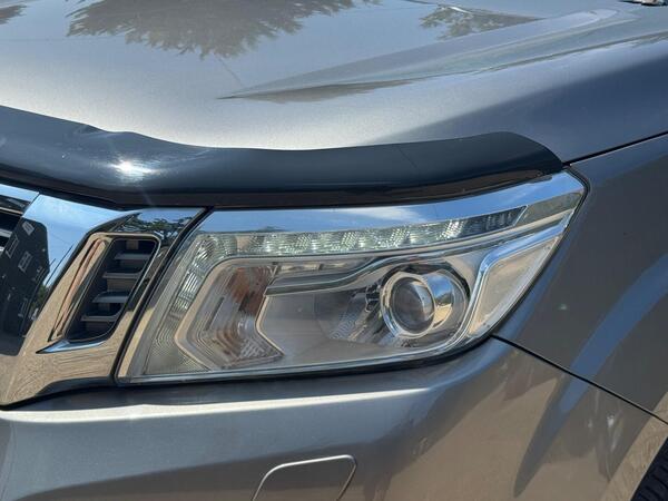 Nissan Navara 2.3 dCi Tekna 4WD Euro 6 (s/s) 4dr at 40th