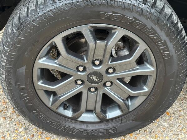 Ford Ranger 3.2 TDCi Wildtrak Auto 4WD Euro 5 4dr at 29th