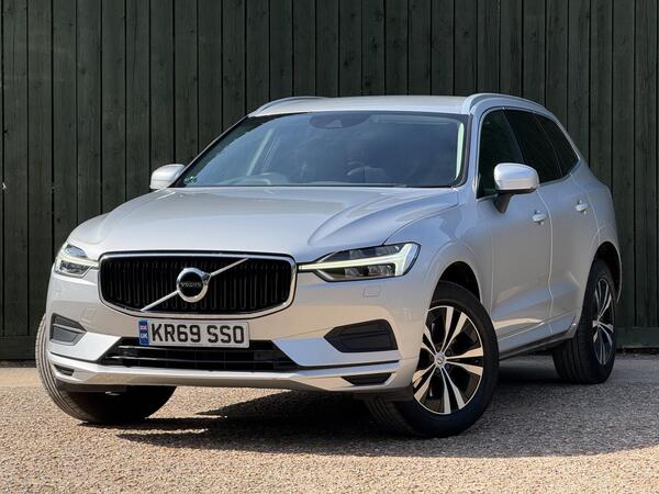 Volvo XC60 2.0 D4 Momentum Auto Euro 6 (s/s) 5dr at 9th