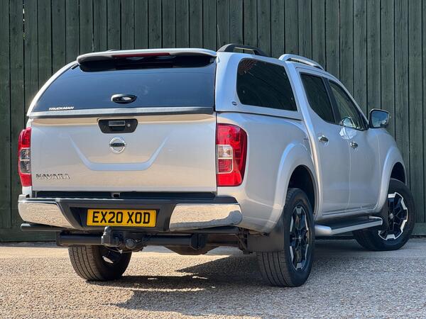 Nissan Navara 2.3 dCi Tekna Auto 4WD Euro 6 4dr at 17th