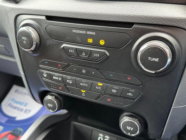 Ford Ranger 3.2 TDCi Wildtrak Auto 4WD Euro 5 4dr at 45th