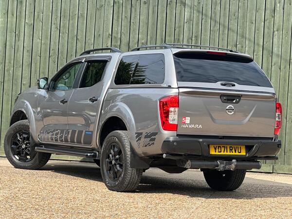 Nissan Navara 2.3 dCi N-Guard Auto 4WD Euro 6 4dr at 4th