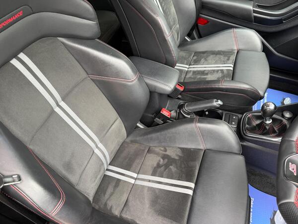 Ford Fiesta 1.5T EcoBoost ST-3 Euro 6 (s/s) 5dr at 5th