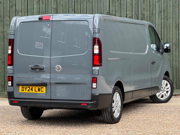 Nissan Primastar 2.0 dCi 30 Tekna L2 H1 Euro 6 (s/s) 5dr